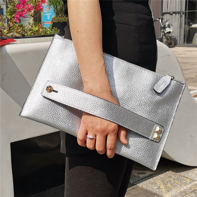 Bolso de Tipo Sobre Ciara