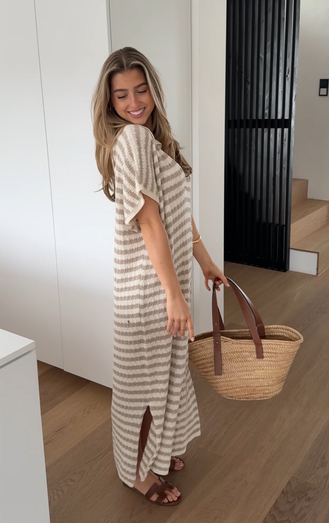 Vestido Largo con Rayas y Corte Fluido para verano