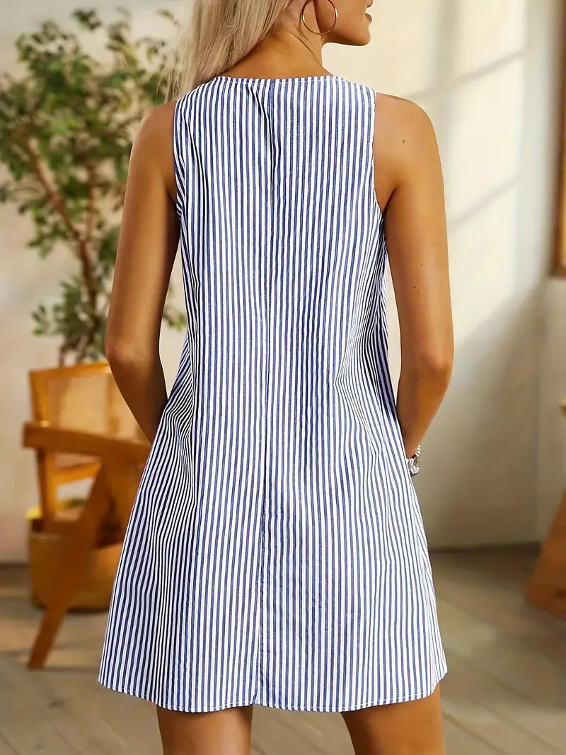 Vestido Rayado con Escote en V
