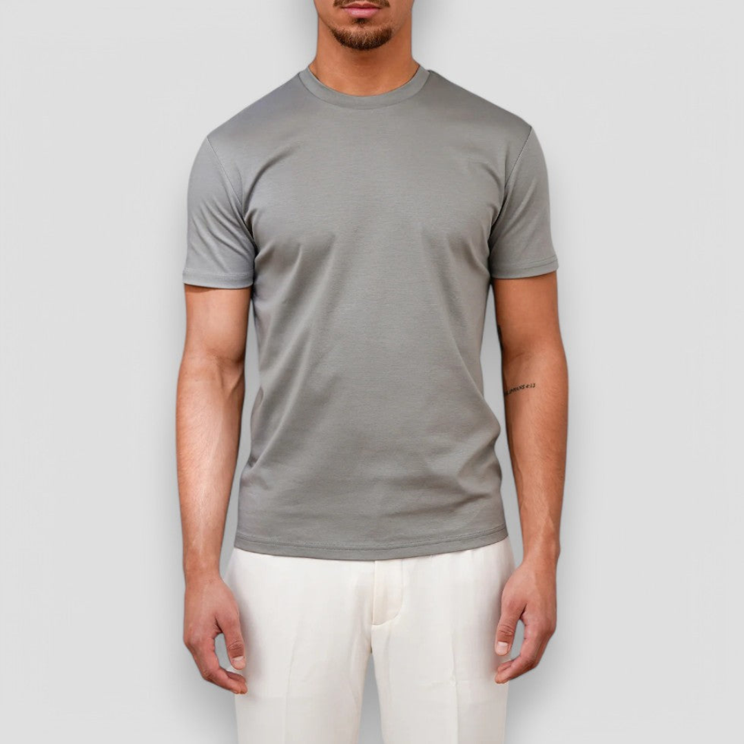Camiseta Básica con Corte Ajustado
