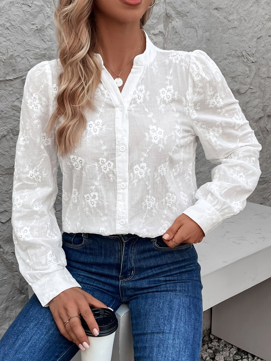 Blusa con Detalles Elegantes y Corte Fluido